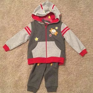 NWT 3 piece set: toodler boy 3T astronaut rocket
